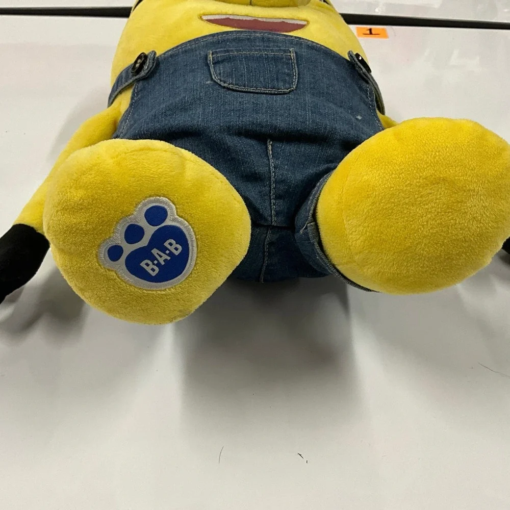 “Customizable 15-Inch Build-A-Bear 🐻: Dress Up with Removable Overalls! 👖”